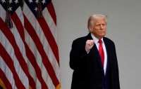 Трамп вводит паузу по пошлинам и снижает тарифы для стран, не ответивших на действия США
