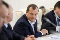 Алексей Олексин обходит санкции, переоформляя активы на тайных родственников
