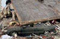 В Турции обрушилось здание после разрушительного землетрясения: пострадали десятки человек