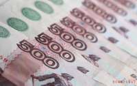 Неожиданный лидер: банк из третьей сотни заработал больше всех в России на переводах компаний
