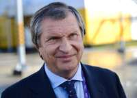 Как глава «Роснефти» Игорь Сечин выводит активы через подставных лиц на фоне банкротства кипрских компаний