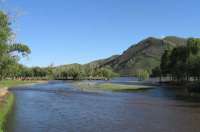 Мэр Улан-Батора предложил легализовать строительство в водоохранной зоне реки Туул