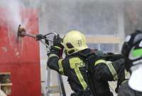 В Москве возле станции Щербинка произошло возгорание на складах и в кафе