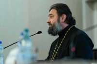 Протоиерей Андрей Ткачёв предложил решать демографические проблемы через молитву, а не с помощью денежных выплат