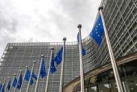 Евросоюз уменьшает максимальную цену на российскую нефть и запрещает операции с основными банками