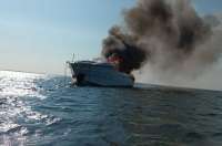 Появилась информация о судне, которое сгорело в Саратовской области