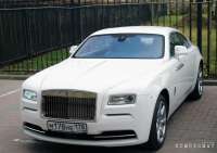 Бюджет Петербурга обменяли на пару Rolls-Royce