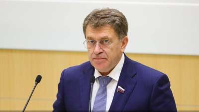 Беспрецедентный компромисс или сигнал к действию, наказание или привилегия?