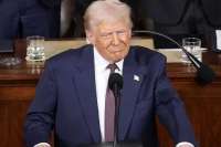 Президент США планирует самый крупный запрос на оборонные расходы в истории