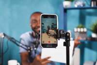 Китайские стримеры, используя AI-аватары, смогли продать товаров на сумму 7,6 миллиона долларов