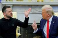 Трамп поговорил с Зеленским за несколько минут до беседы с Путиным