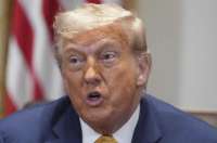 Президент США Трамп настаивал на том, чтобы команда побыстрее организовала подготовку к встрече с Путиным