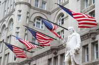 США огласили список стран, в отношении которых вводят дополнительные пошлины