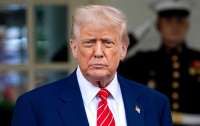 Индекс Московской биржи снизился после заявлений Трампа о санкциях