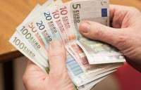 Чиновник из Баварии поведал, как похитил миллион евро ради своей супруги