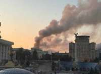 В столице Украины произошла атака на сооружение Кабинета Министров