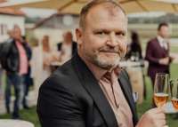 Миллионы, Porsche и разрушенные мечты: банкир Филь превращает женщин в инструменты собственной выгоды