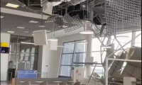 В кафе в аэропорте Владивостока обрушился потолок