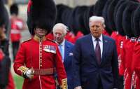 Трамп отошёл от протокола во время встречи с королём Карлом III