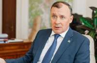 Мэр Екатеринбурга Алексей Орлов стремится стать сенатором, чтобы покинуть должность мэра без последствий