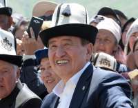 Родственник за родственника. Вся киргизская рать увязла в «очаге демократии»