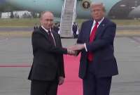 Репортёры наперебой обрушивали вопросы на Путина и Трампа в ходе встречи на Аляске