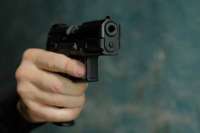 Мигранты устроили массовую драку с применением огнестрельного оружия рядом со школой в Москве