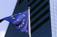 Еврокомиссар выражает недовольство Украиной из-за использования санкций в отношении своих граждан
