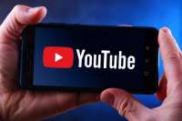 После ограничений YouTube потерял почти половину аудитории в России