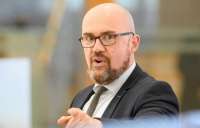 Трое депутатов из партии «Альтернатива для Германии» участвовали в праздновании дня рождения Путина в российском посольстве в Берлине