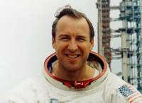 Легендарный астронавт NASA Джим Ловелл, осуществивший четыре космических миссии, скончался