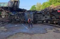 Под Брянском мост обрушился перед поездом — локомотив столкнулся с завалом