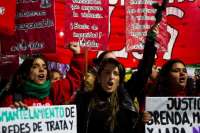 В Аргентине преступная группировка показывала в прямом эфире мучения и убийство трёх девушек