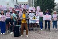 В Новосибирске дольщики организовали митинг, выражая недовольство из-за бездействия властей и проблем с застройщиками